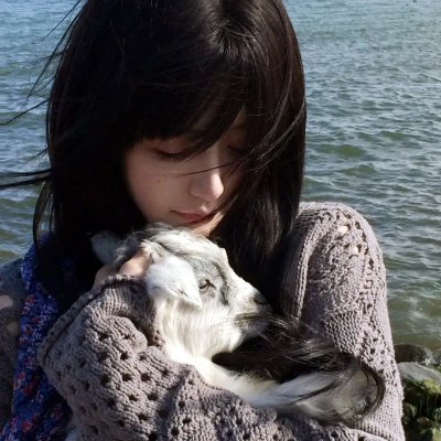 天王之女恋爱脑怒怼网友，网友群嘲，凌晨持续发酵